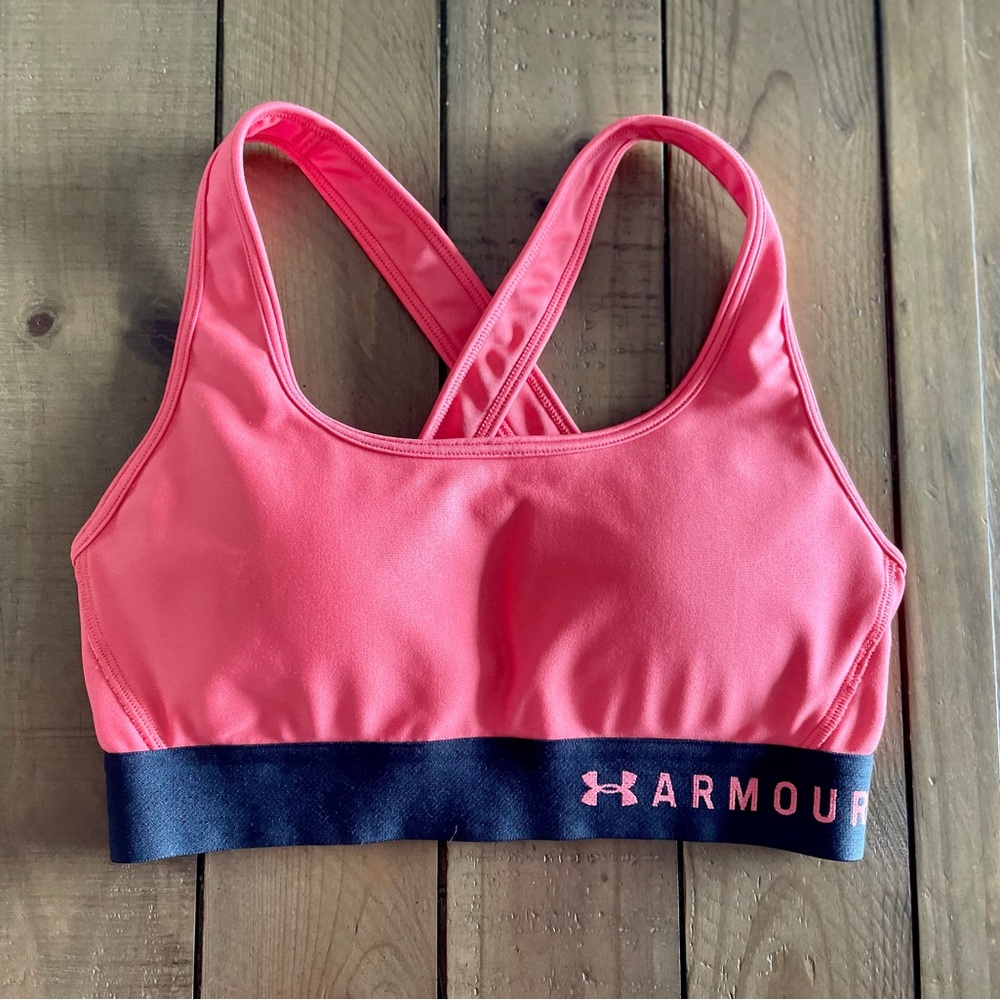 Under Armour pad sports bra
